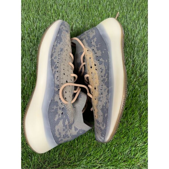 Size 10 - VNDS TRIED ON Adidas Yeezy Boost 380 Mist - Picture 5 of 14